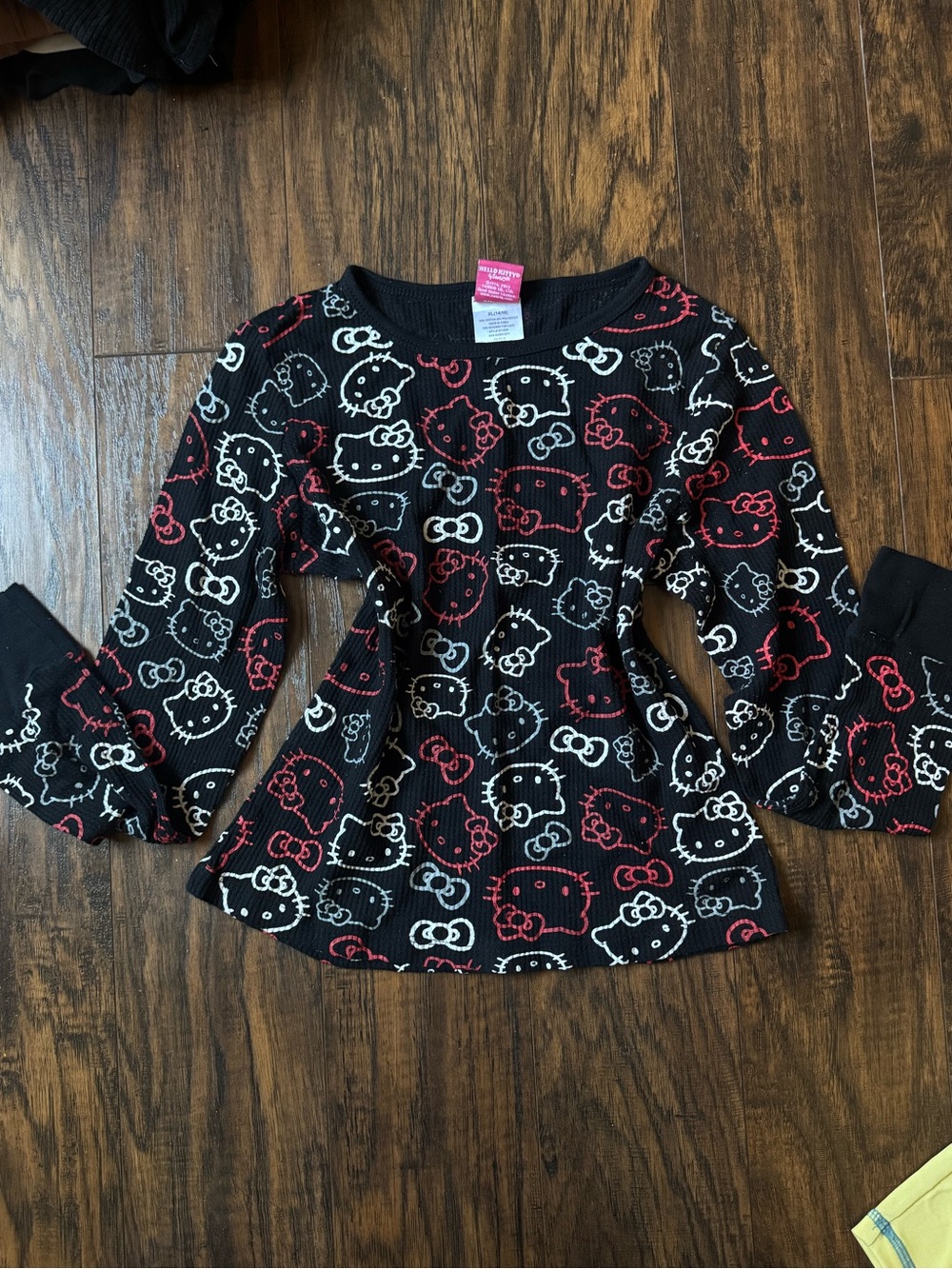 Hello Kitty Black Long-Sleeve